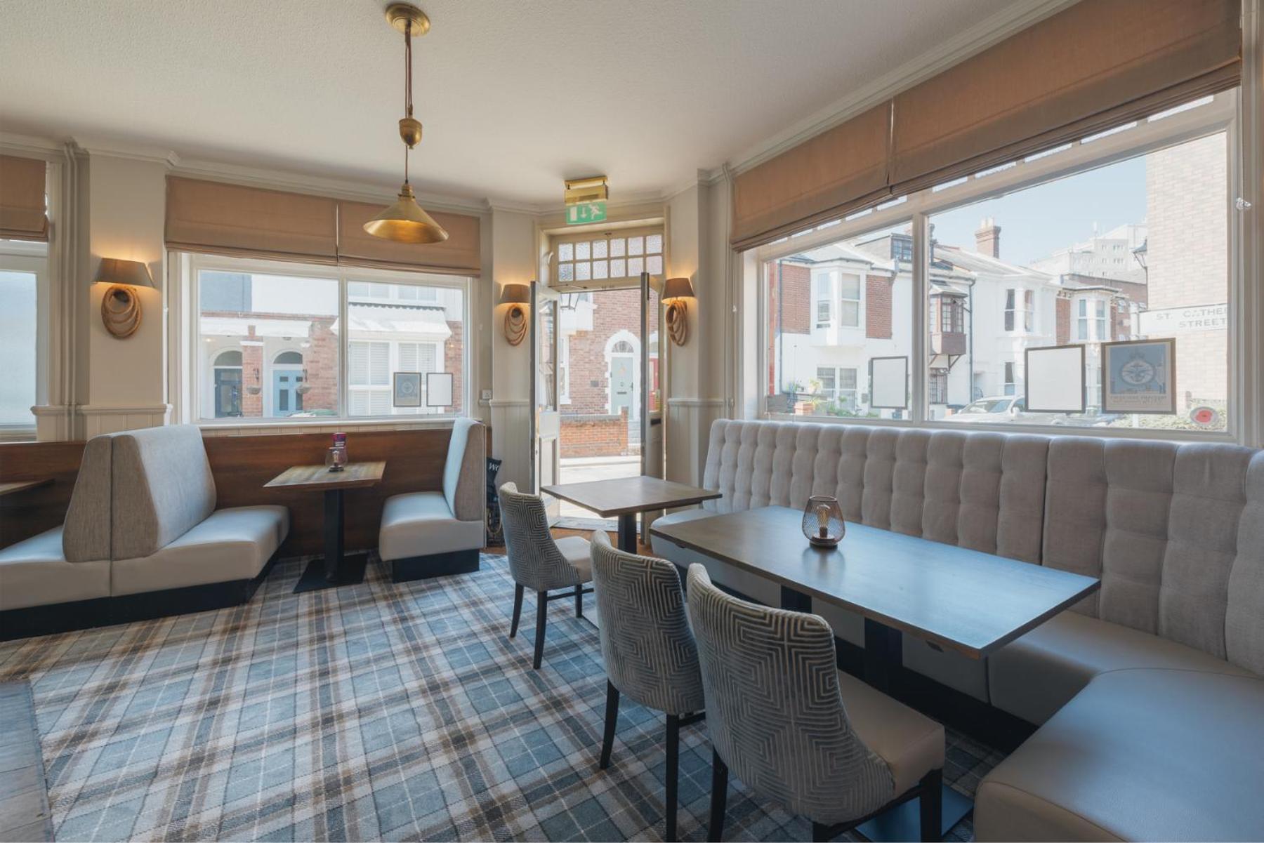 Florence House Boutique Hotel And Restaurant Портсмът Екстериор снимка